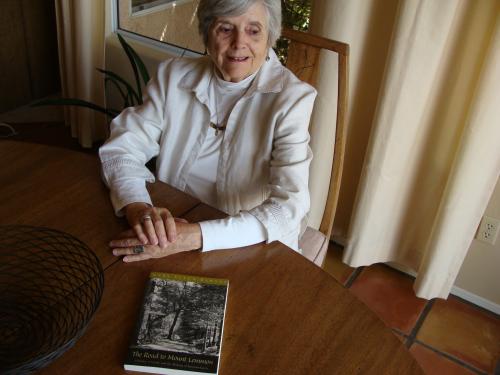 1952/1240509999-mary_ellen_barnes.jpg