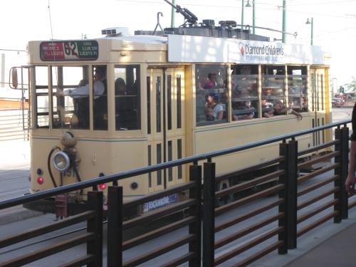 trolley.jpg