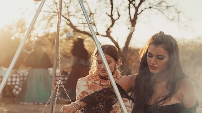 Image: Life Under the Oaks Lavender Witch Festival