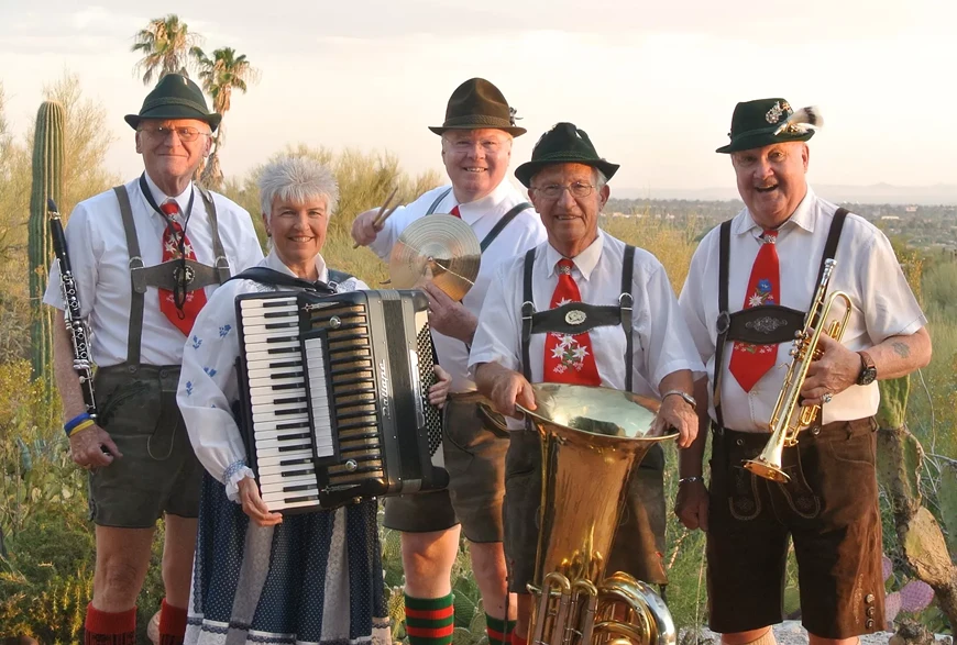 the-bouncing-czechs.webp
